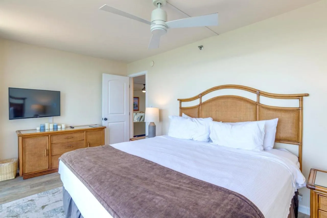 K B M Resorts- Vir-1204 Penthouse Ocean Views! Kahana United States